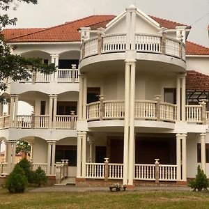 The Forest House - Kawuku-Bunga